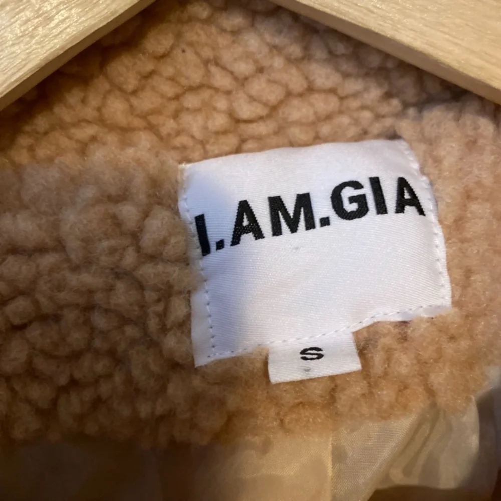 I AM GIA Shearling Pixie Jacket Small - Picture 8 of 9